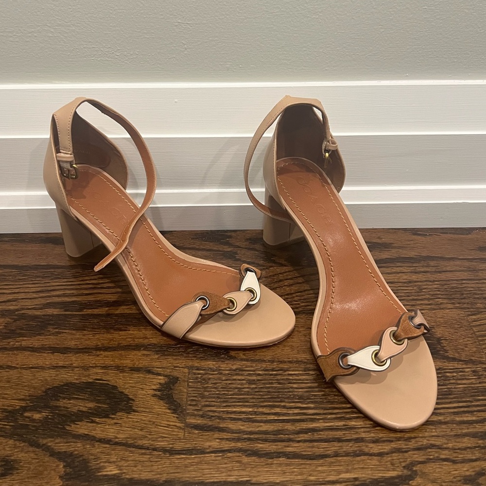 Coach Heel Sandal size 8
